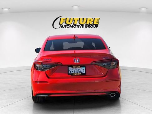 Used 2023 Honda Civic Sport image 8