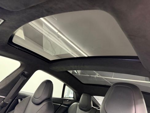 Used 2017 Tesla Model S 75D image 23