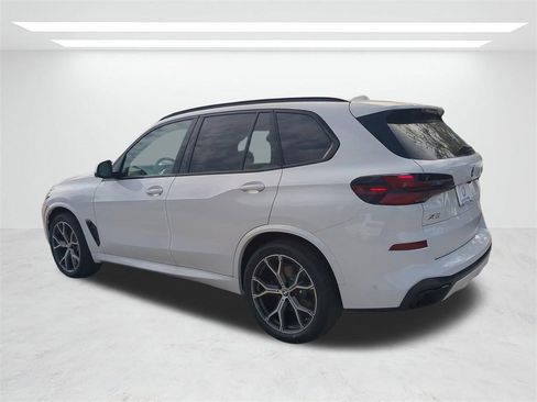 New 2026 BMW X5 xDrive40i w/ M Sport Package image 6