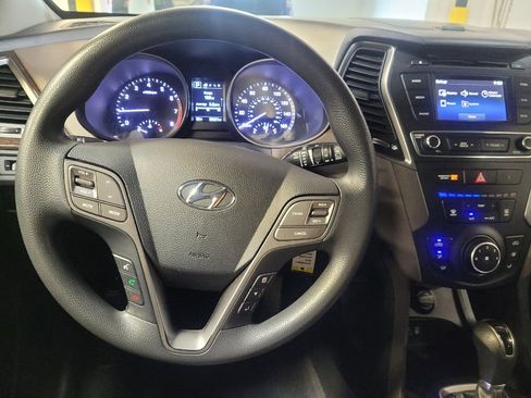 Used 2018 Hyundai Santa Fe Sport w/ Cargo Package FWD image 22