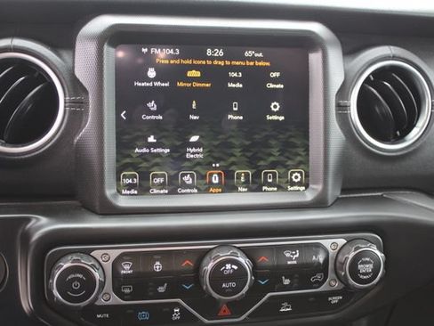 Used 2022 Jeep Wrangler Unlimited Sahara w/ Cold Weather Group AWD/4WD image 28