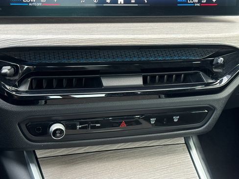 Used 2025 BMW 430i xDrive Convertible image 18