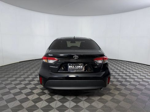 Used 2026 Toyota Corolla LE FWD image 8