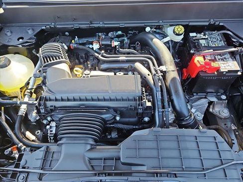 New 2026 Ford Maverick XLT image 17