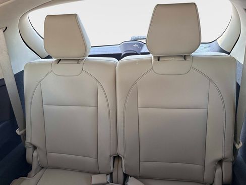 Certified 2020 Acura MDX w/ Technology Package FWD image 12