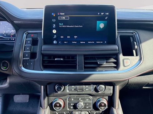 Certified 2022 Chevrolet Suburban RST image 13