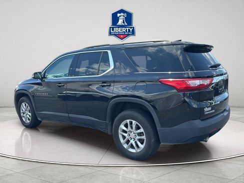 Used 2020 Chevrolet Traverse LT FWD image 7