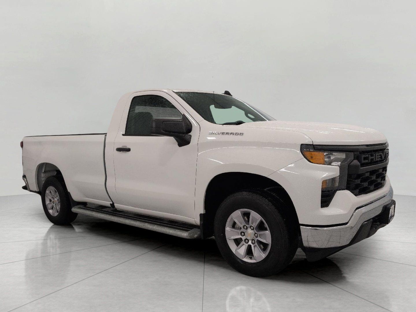 Certified 2025 Chevrolet Silverado 1500 W/T RWD image 1