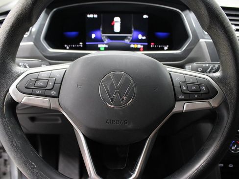 Used 2022 Volkswagen Tiguan S image 30