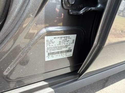 New 2026 Ford Maverick XLT w/ XLT Luxury Package FWD image 33
