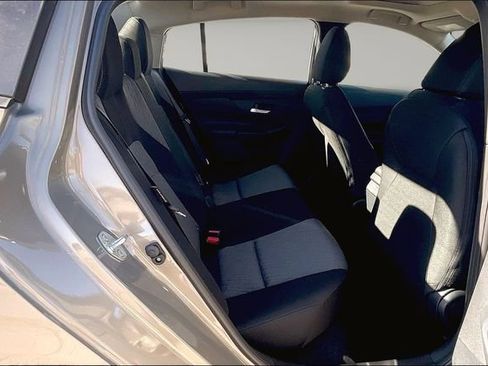 New 2026 Nissan Sentra SV w/ SV Convenience Package FWD image 10
