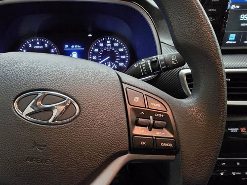 Used 2020 Hyundai Tucson SEL AWD/4WD image 16