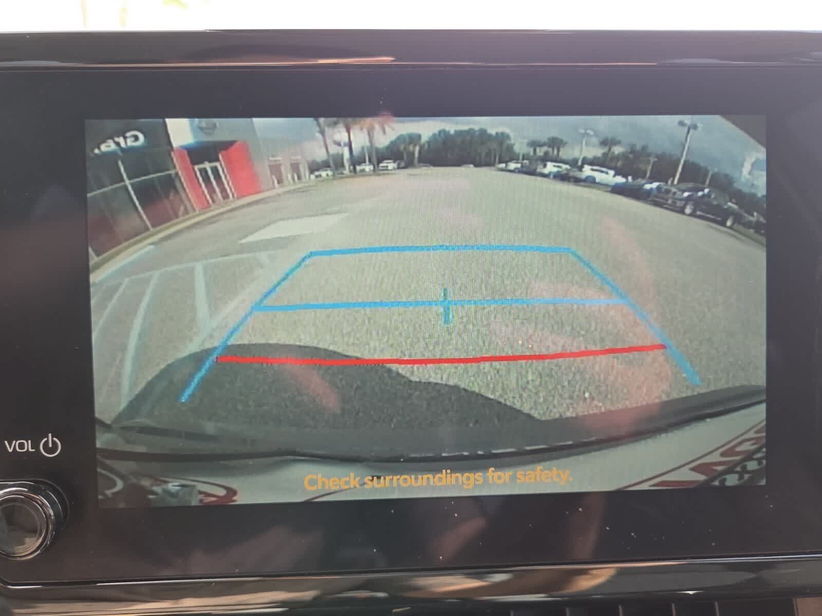 Used 2025 Toyota Corolla LE FWD image 9