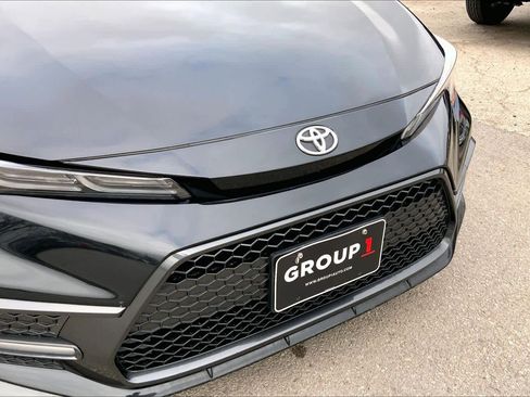 Used 2022 Toyota Corolla SE image 29