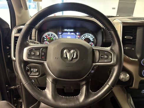 Used 2022 RAM 1500 Laramie AWD/4WD image 13