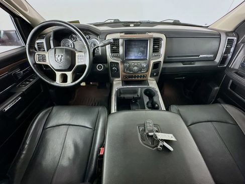 Used 2018 RAM 2500 Laramie AWD/4WD image 10