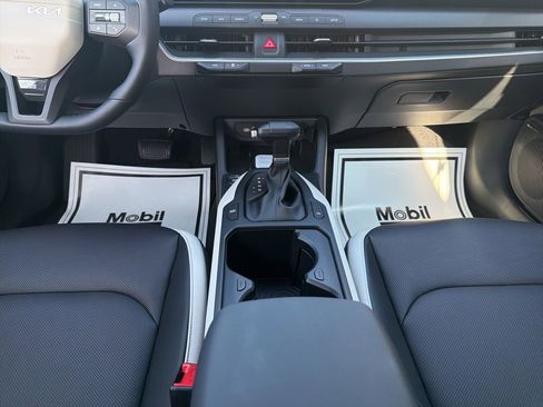 New 2026 Kia K4 GT-Line image 25