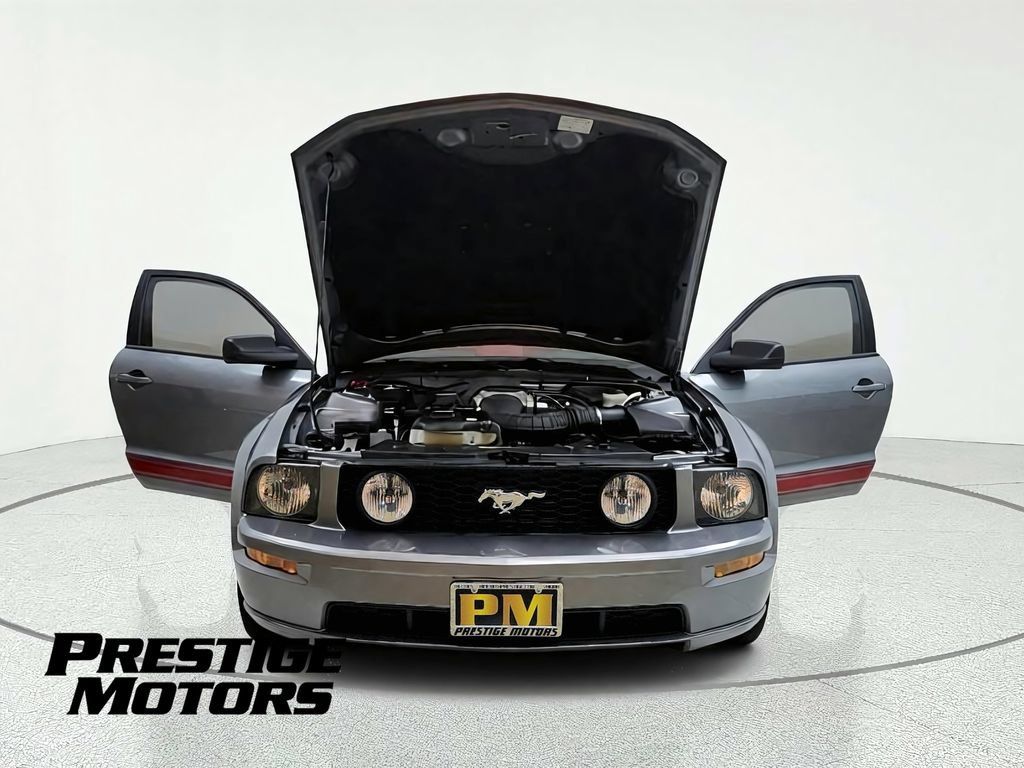 Used 2007 Ford Mustang GT RWD image 12