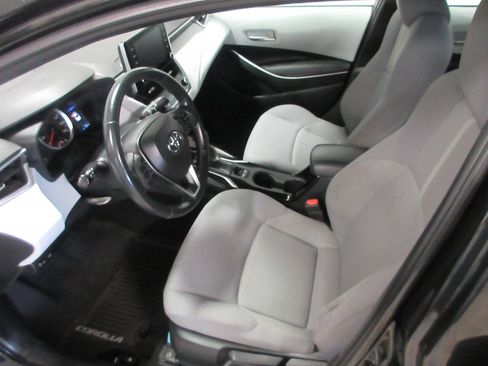 Used 2020 Toyota Corolla SE FWD image 7
