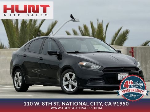 Used 2015 Dodge Dart SXT FWD image 1