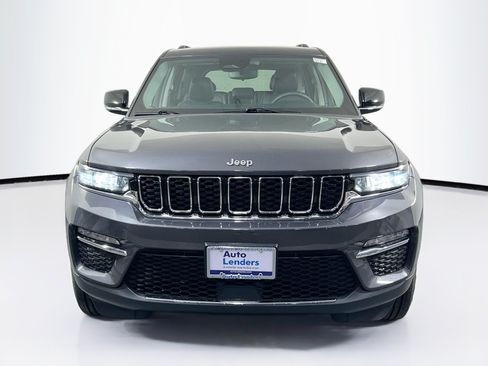 Used 2023 Jeep Grand Cherokee Limited AWD/4WD image 2