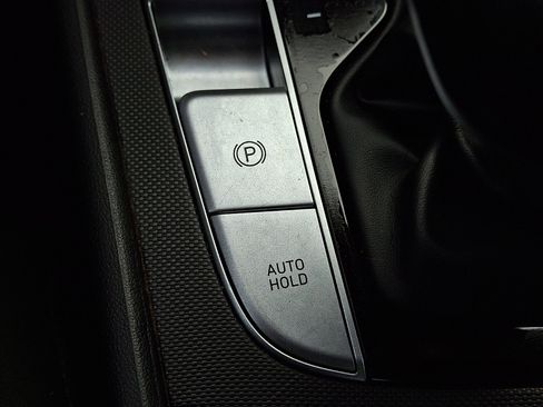 Certified 2023 Hyundai Elantra SEL w/ Convenience Package image 24