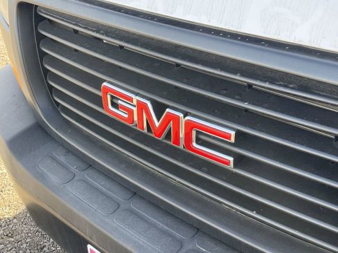New 2025 GMC Savana 2500 Extended w/ Driver Convenience Package RWD image 30