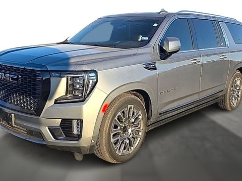 Used 2023 GMC Yukon XL Denali Ultimate image 1