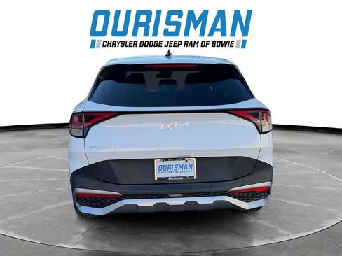 Used 2023 Kia Sportage EX image 5