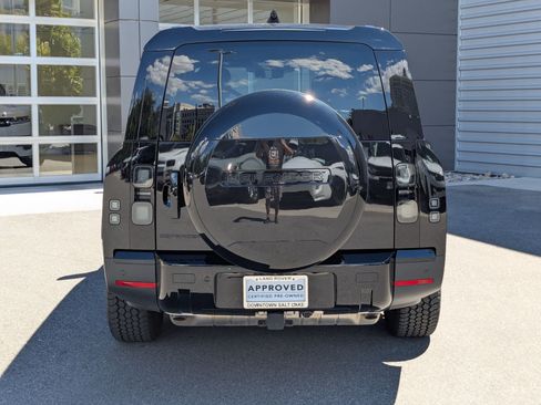 Used 2026 Land Rover Defender 130 S AWD/4WD image 9