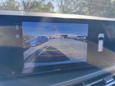 Used 2025 Hyundai Santa Fe SEL image 24