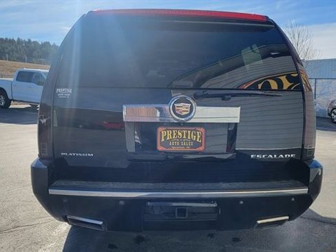 Used 2014 Cadillac Escalade ESV Platinum image 7
