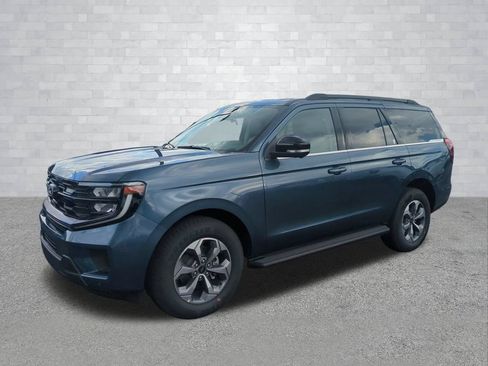 New 2027 Ford Expedition Active RWD image 7