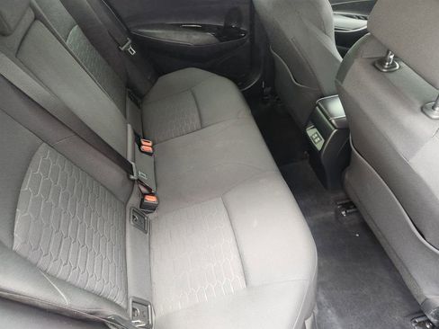 Used 2025 Toyota Corolla SE w/ SE Package image 32