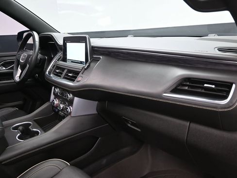 Used 2023 GMC Yukon SLT image 24