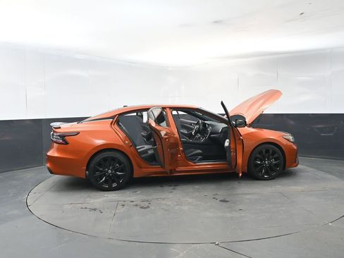 Used 2020 Nissan Maxima SR w/ Sport Mat Group image 27