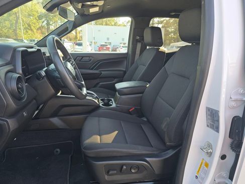 Used 2024 Chevrolet Colorado W/T w/ WT Convenience Package II image 9