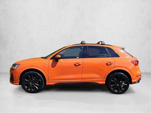 Used 2021 Audi Q3 2.0T Premium Plus w/ Premium Plus Package AWD/4WD image 11
