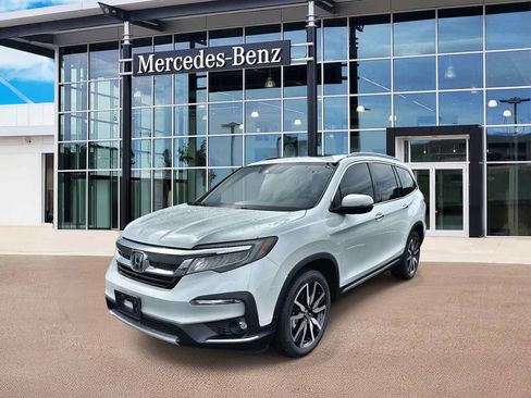 Used 2021 Honda Pilot Touring image 1