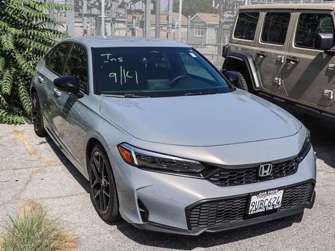 Used 2025 Honda Civic Sport image 2