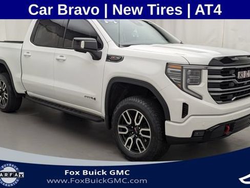 Certified 2025 GMC Sierra 1500 AT4 w/ AT4 Premium Package AWD/4WD image 3
