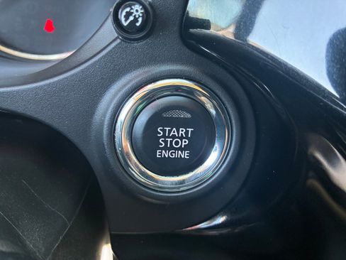 Used 2017 Mitsubishi Outlander GT image 22