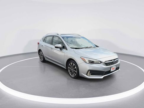 Used 2022 Subaru Impreza 2.0i Limited AWD/4WD image 2