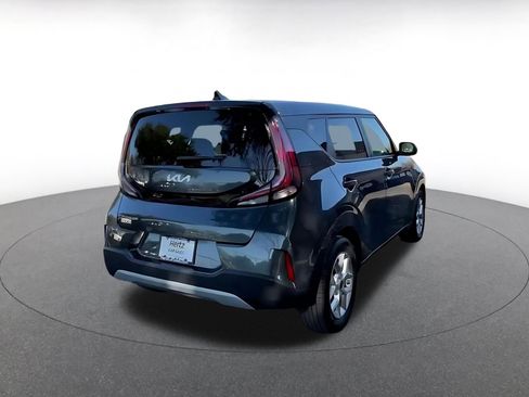 Used 2025 Kia Soul LX w/ LX Technology Package image 13