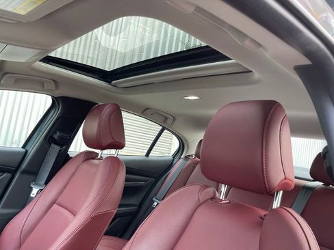 Used 2025 MAZDA MAZDA3 s image 25