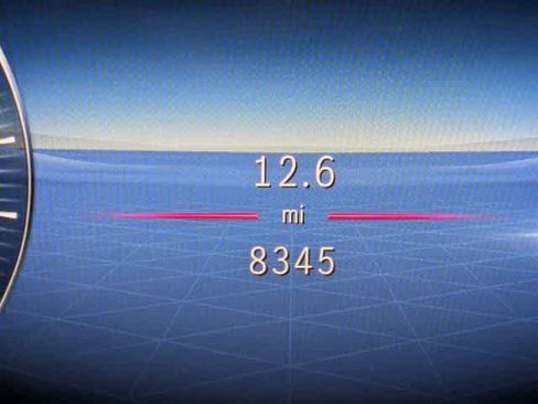 Used 2025 Mercedes-Benz GLE 350 4MATIC image 33