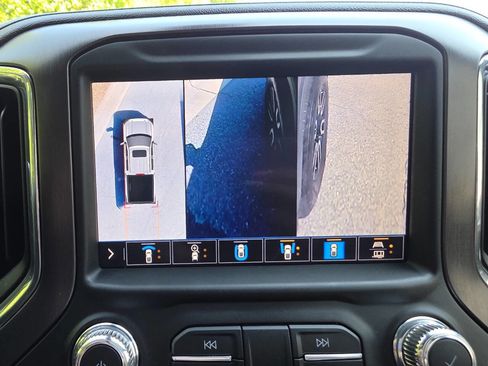 Used 2020 GMC Sierra 1500 AT4 w/ AT4 Premium Package AWD/4WD image 34