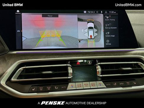 Used 2022 BMW X5 sDrive40i w/ M Sport Package image 9