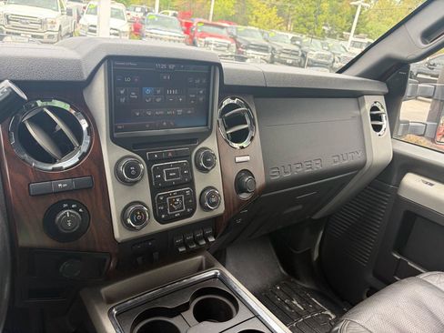 Used 2014 Ford F350 Lariat w/ Lariat Interior Package AWD/4WD image 40