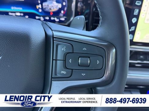 Used 2025 Chevrolet Silverado 1500 High Country w/ High Country Premium Package AWD/4WD image 21